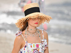 Chanel весна-літо 2019