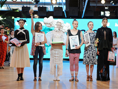 Нагородження молодих дизайнерів одягу «ПОГЛЯД У МАЙБУТНЄ»