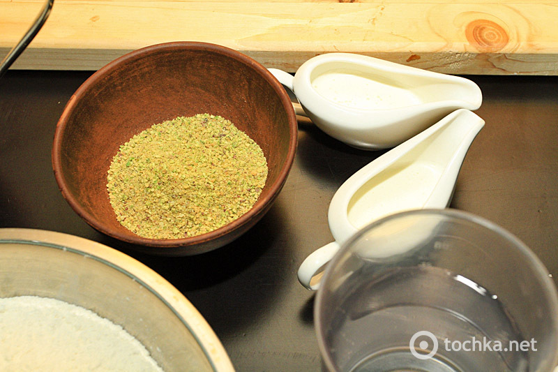 Шоу по приготовлению акробатической пиццы в ресторане La Forchetta, часть 2