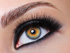 Как правильно красить ресницы тушью?