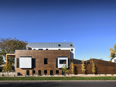 Вузький будинок із зсувом