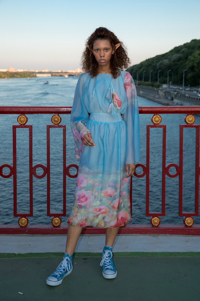 Fashion Show SEREBROVA SS20 на Пешеходном мосту через Днепр: фотоотчёт