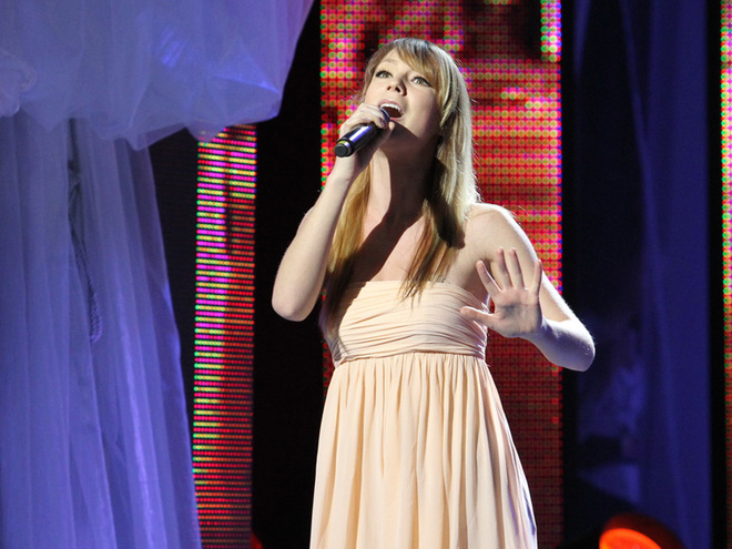 Наталья Могилевская, Алиса Тарабарова