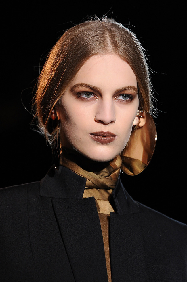 Безумные идеи макияжа на Хэллоуин с подиумов