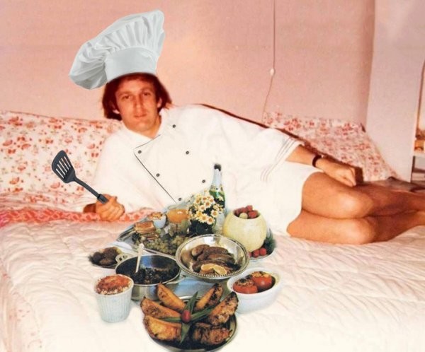 Трамп в халате стал звездой Интернет