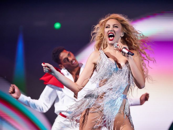 Оля Полякова