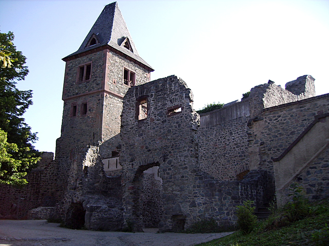 Самые страшные замки в мире: Замок Франкенштейн, Германия