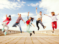 Какой праздник отмечают 27 июня