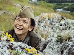 Незламна