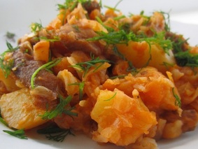 Тушеная капуста с картошкой и с мясом Тушеная капуста с картошкой и с мясом