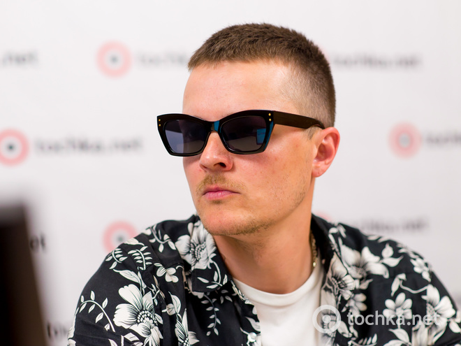 Фронтмен группы O.Torvald Женя Галич