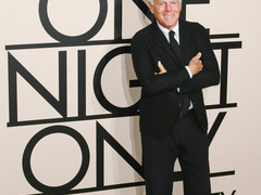 Джорджио Армани