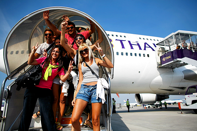 Самі тривалі перельоти: Thai Airways
