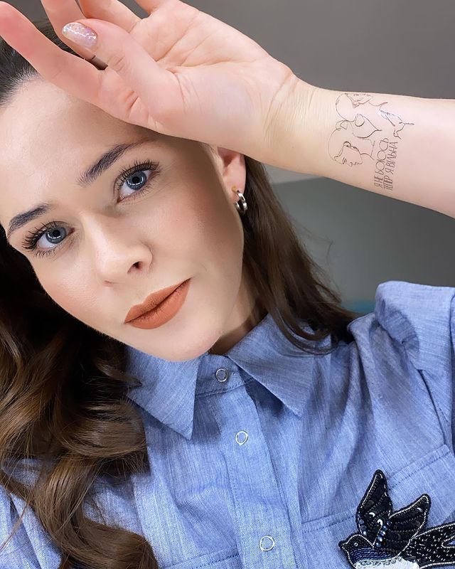 Юлия Санина сделала татуировку