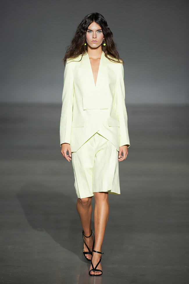 Показ Elena Burenina на Ukrainian Fashion Week noseason sept 2021