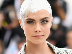 Кара Делевинь на Met Gala 2017