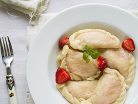 Вареники с клубникой рецепт приготовления с фото