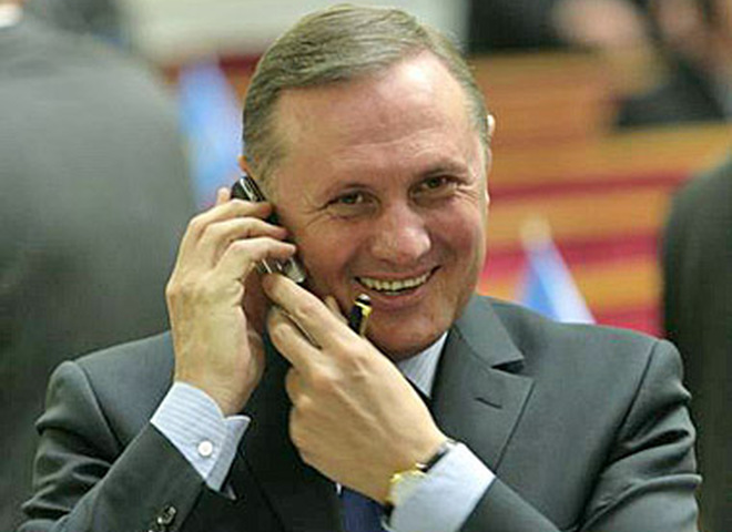 Перший заступник голови фракції Партії регіонів Олександр Єфремов