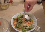 Диетический обед из курицы, брокколи и моркови. Рецепт