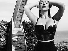 Ким Кардашян