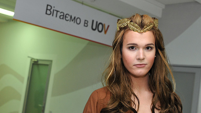 Борис Апрель