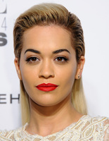 Звезды на Elle Style Awards 2014: макияж и прически Звезды на Elle Style Awards 2014: макияж и прически