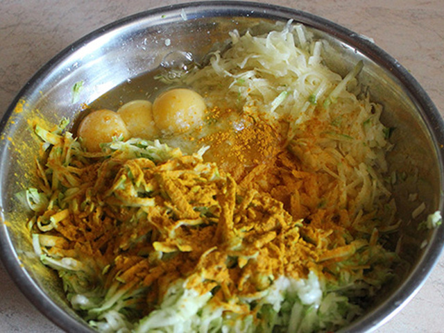 Картофельно-кабачковые оладьи