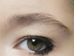 Як малювати стрілки: графічний макіяж очей 2016