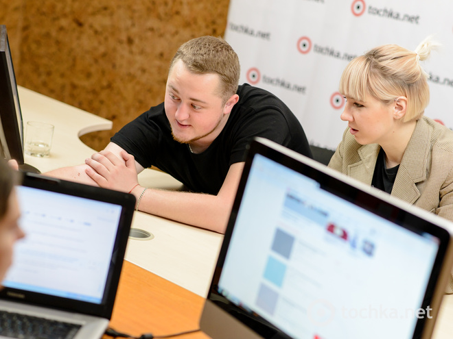 Победители проекта "Подиум" дуэт Середа в гостях tochka.net