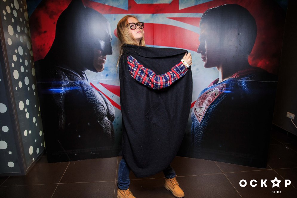 Бэтмен против Супермена премьера