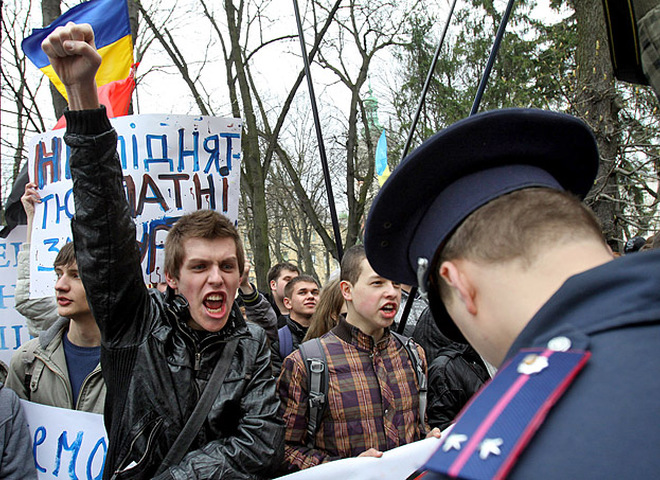 Акция против Табачника во Львове