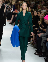 показ Christian Dior 