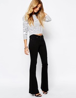 Образ дня: Оливия Палермо в Tommy Hilfiger и Cos