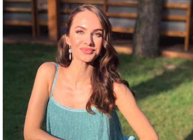 Екс-дружина Остапчука зізналася, звідки гроші на життя: Оточують класні чоловіки