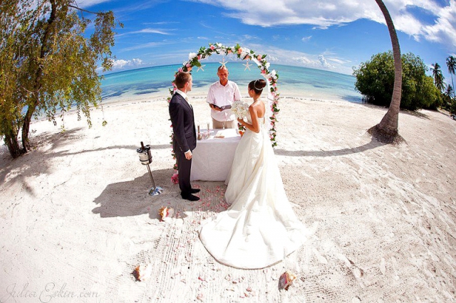 Необычные свадебные церемонии: Доминиканская Республика
