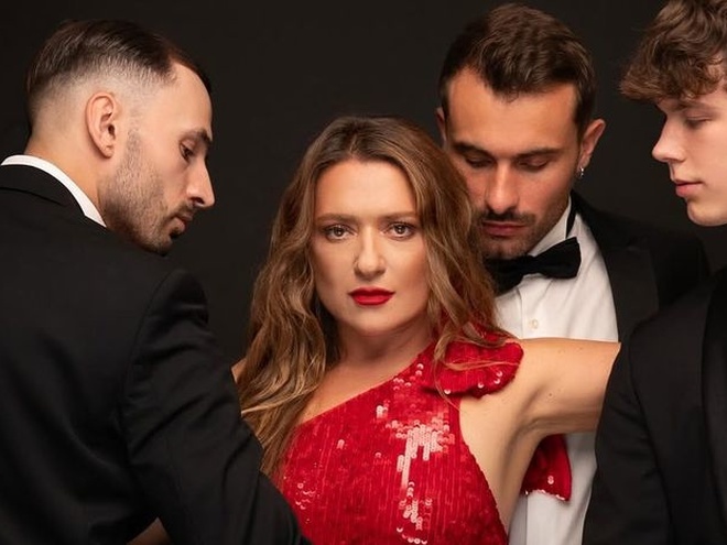 Могилевська здивувала акробатичними трюками на концерті