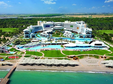 Где почувствовать себя космонавтом: Cornelia Diamond Resort & Golf Spa - отель, Турция
