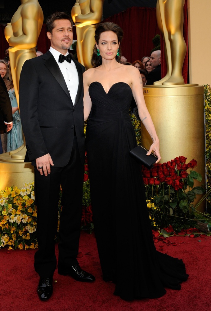 Анджелина Джоли и Брэд Питт на красной дорожке:Оскар 2009