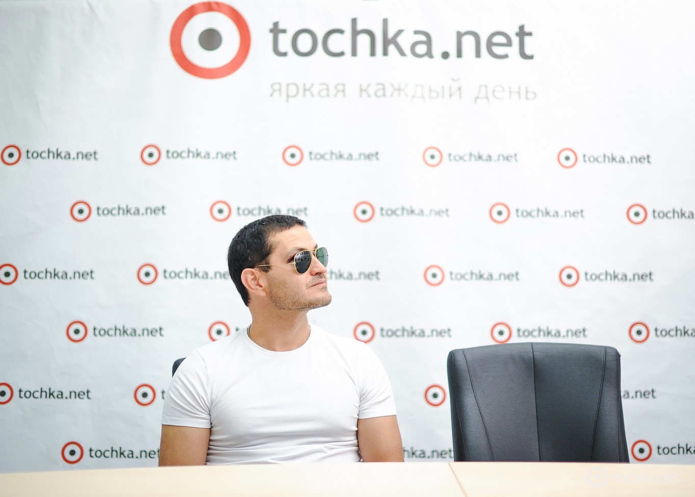 Дар'я Трегубова та Ахтем Сейтаблаєв в гостях у tochka.net 