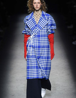 Модний принт осінь: забарвлення як у хустки