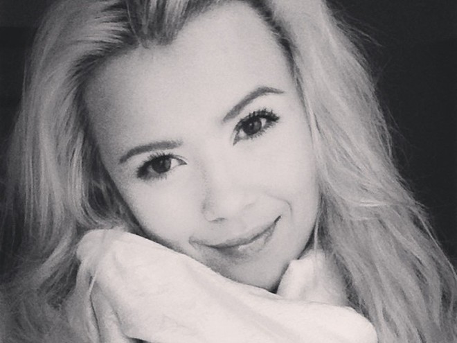 Мика Ньютон