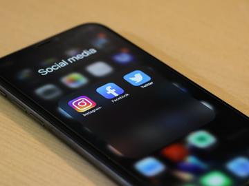 Meta запретила призывы к насилию против россиян