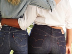 Скандальні джинси від Levi's