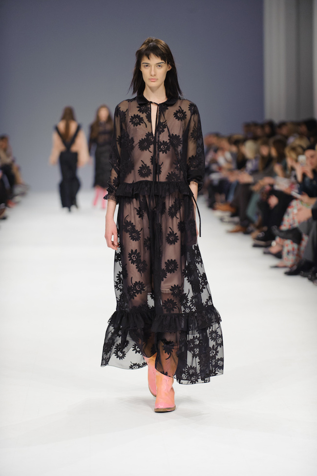 UFW AW 16/17: Poustovit