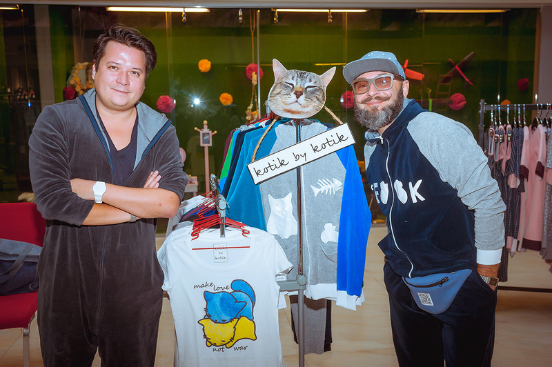 Соціально-культурний проект «Ukrainian Designers Corner» в Преміум Галереї «АТМОСФЕРА»