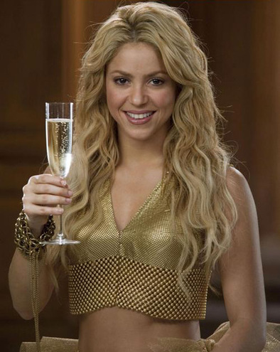 Шакира заработает за рекламу шампанского $ 660 тыс