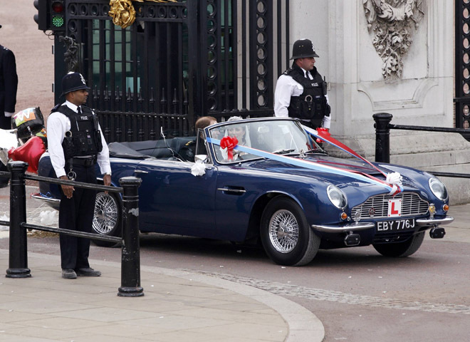 від'їзд молодят