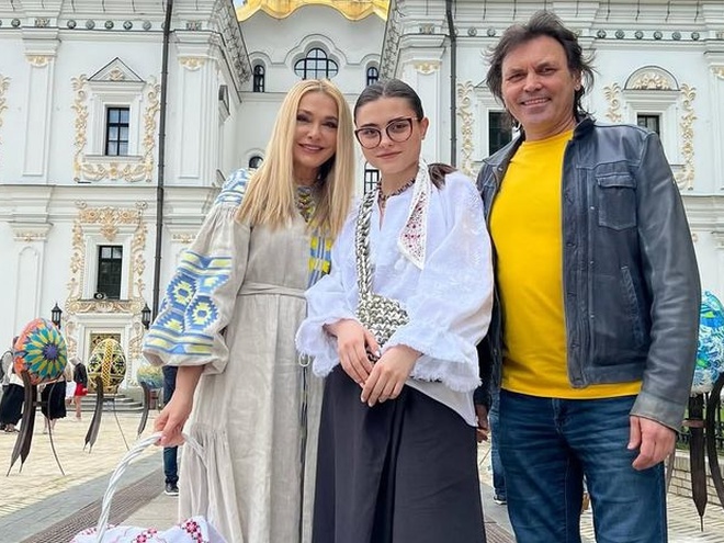 Сумська розсекретила, з якою професією хоче поєднувати акторство молодша дочка