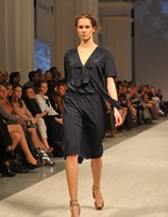 трикутний будинок