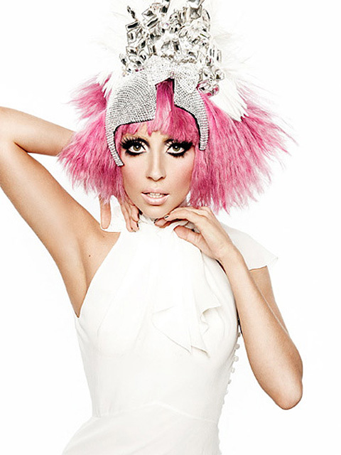 Странные прически Леди Гаги